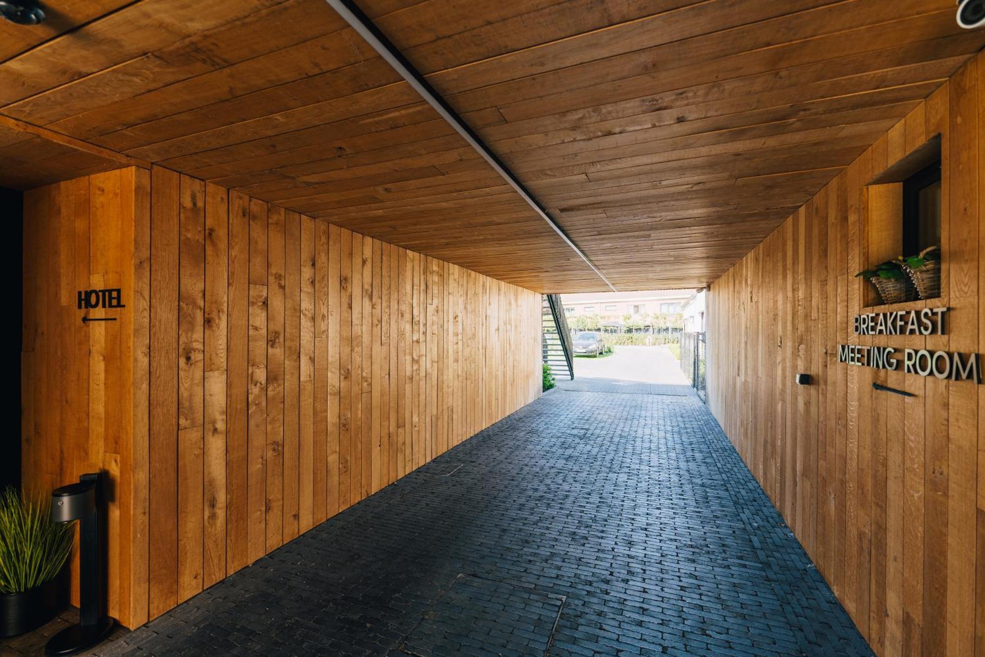 Factory Hotel Beveren  Exterior photo